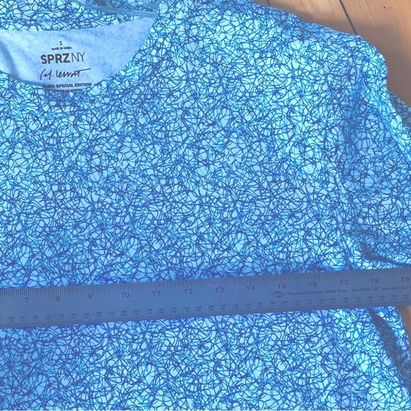 UNIQLO MoMa Sol Lewitt Unisex T shirt NWT SPRZ NY Sz S Squiggles - Picture 8 of 9